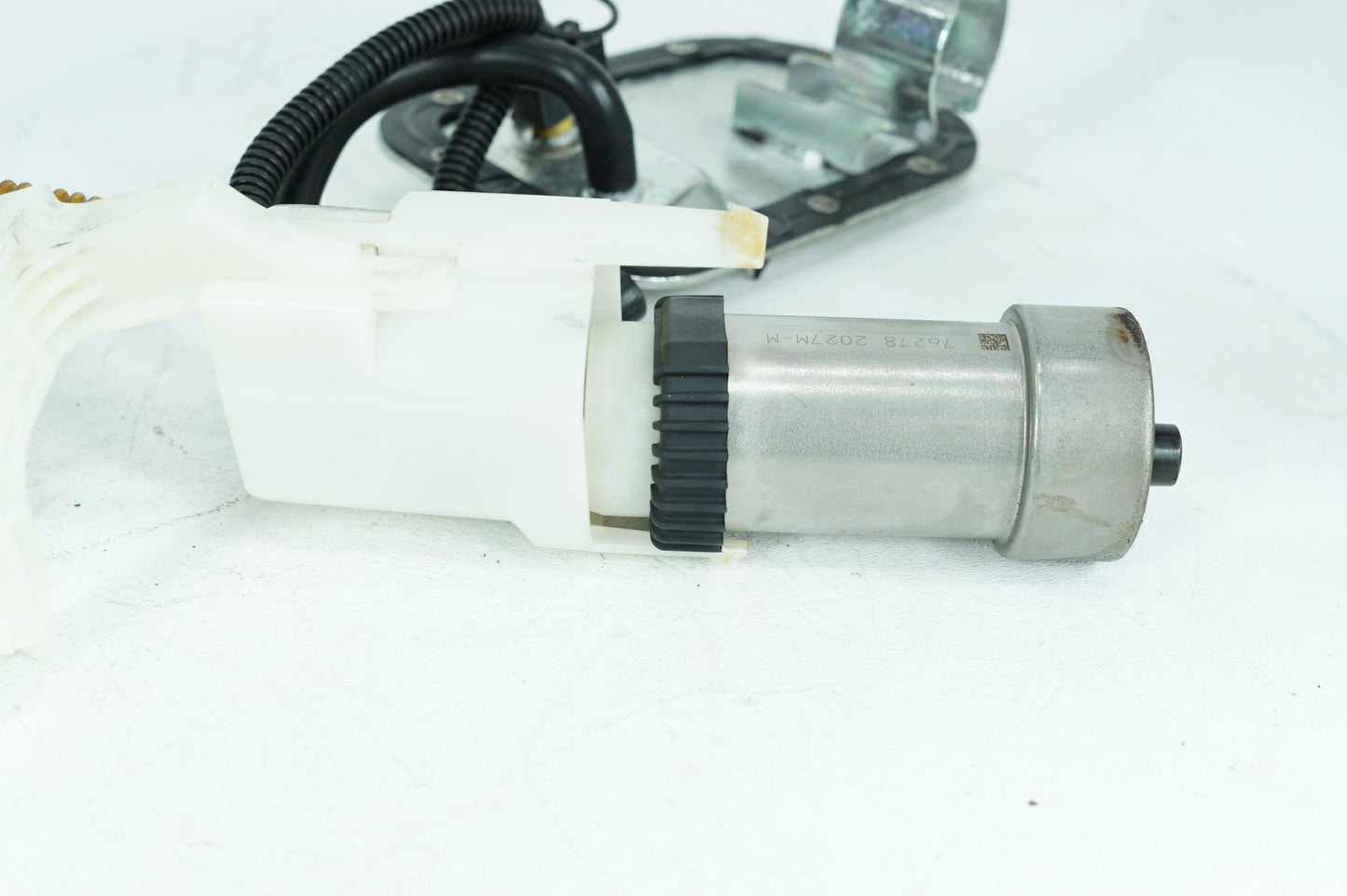2007 - 2017 Harley-Davidson Softail Fat Boy Fuel Pump Gas Gasoline Petrol Sending 75141-11