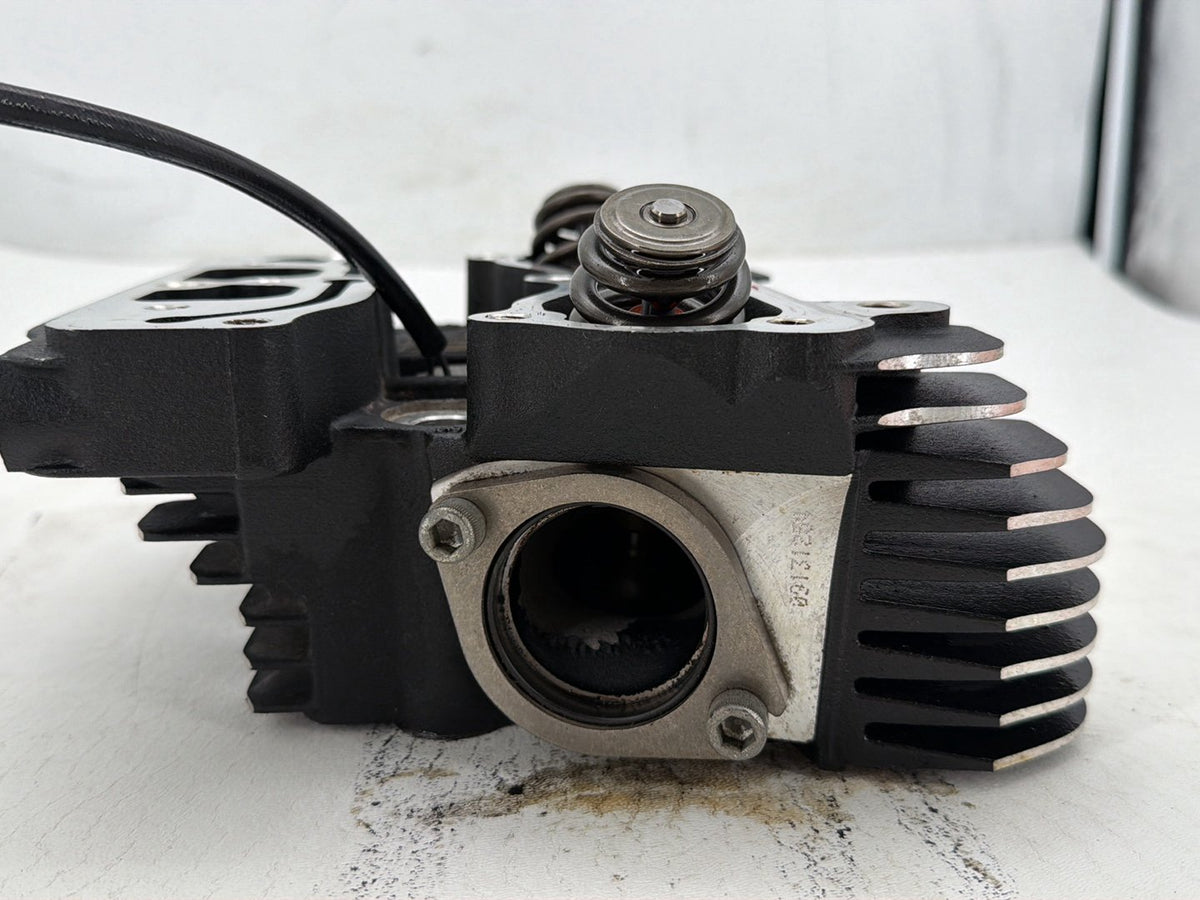 2014 Harley Street Glide Touring FLHXS OEM Rear Twin Cam Engine Cylinder Head