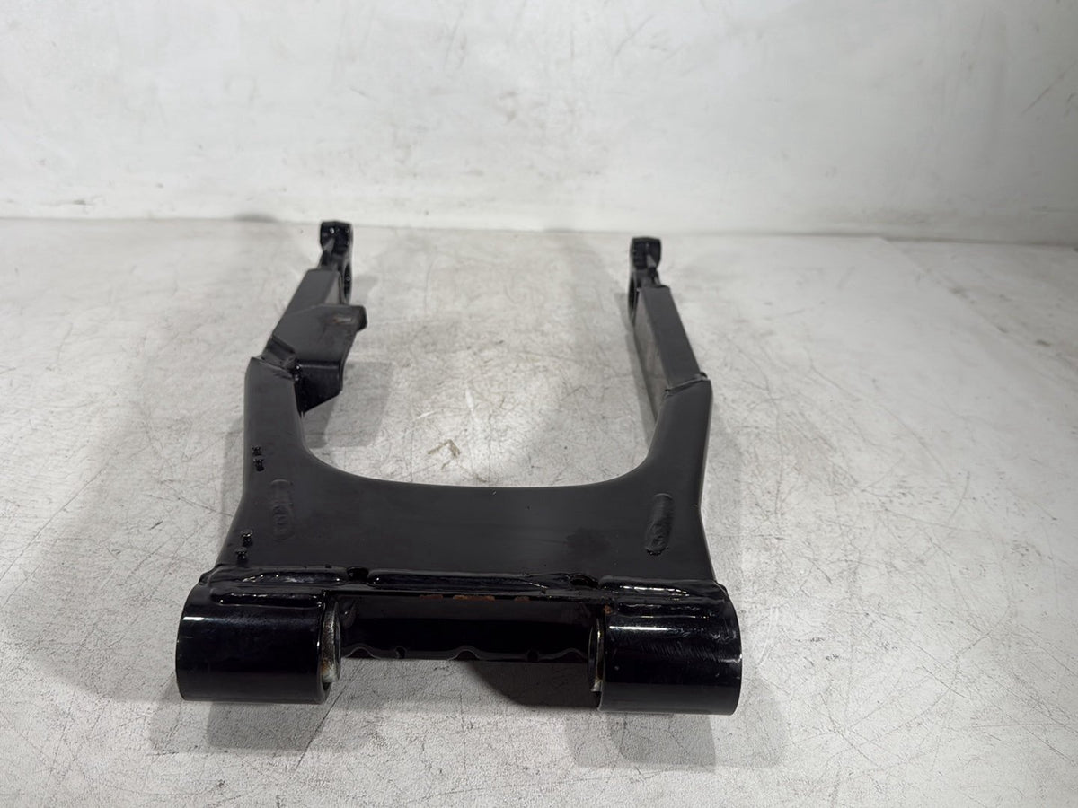2007 Harley Electra Glide Touring Ultra OEM Rear Fork Swingarm Swing Arm