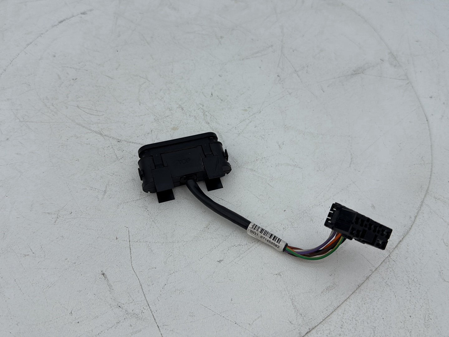 2007 - 2012 Harley-Davidson Touring Electra Glide Ultra Dash Indicator Lamp Wire Plug In 68789-96A