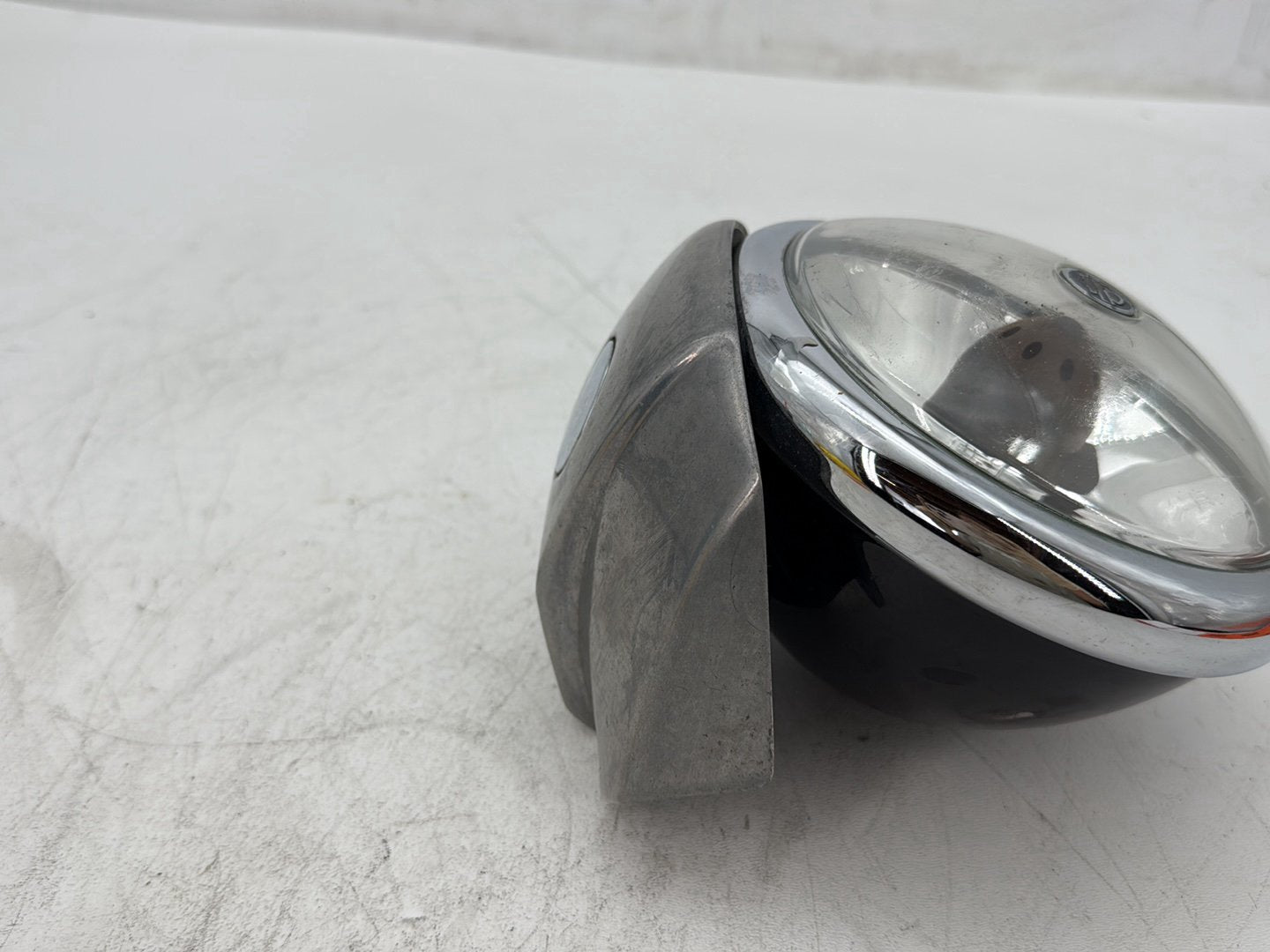 2009 Harley Sportster 883 Low XL883L OEM Headlight Headlamp Head Light Halogen