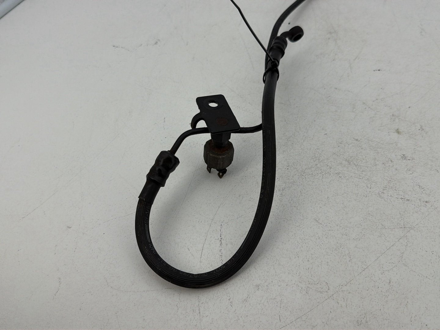 1986 - 1998 Harley-Davidson Softail Heritage Classic Rear Brake Hose Line Pipe 40957-87C