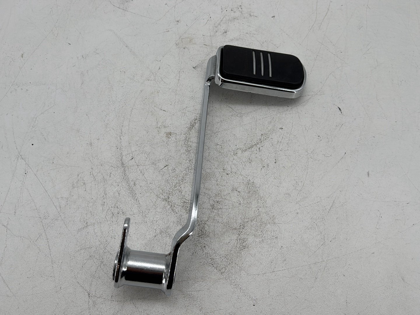 2006 Harley Street Glide Touring FLHXI OEM Foot Brake Control Lever Pedal