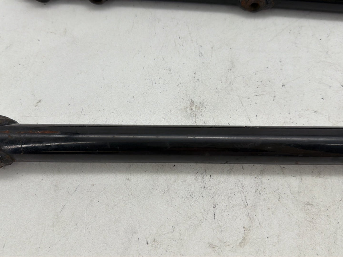 2005 Harley Softail Springer FLSTSCI OEM Exhaust Muffler Interconnect Bracket Support Bar