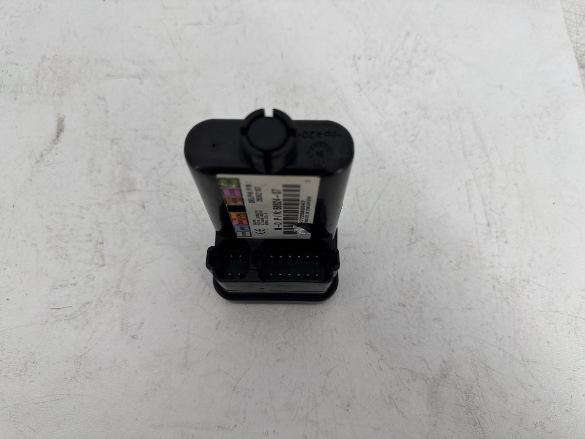 2013 Harley Street Glide Touring FLHX OEM Turn Signal Security Module TSSM