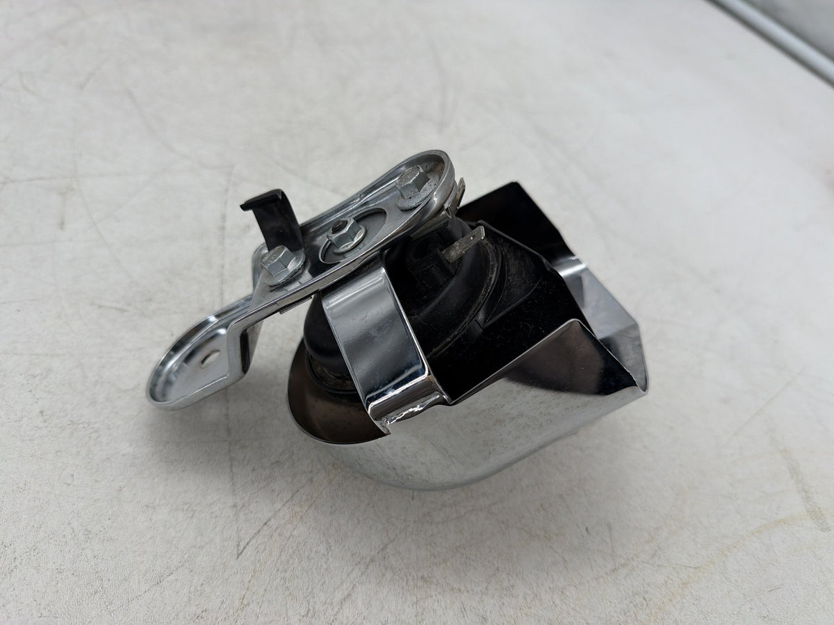 2013 Harley Electra Glide Touring FLHTCU OEM Horn Signal Klaxon Chrome Cover