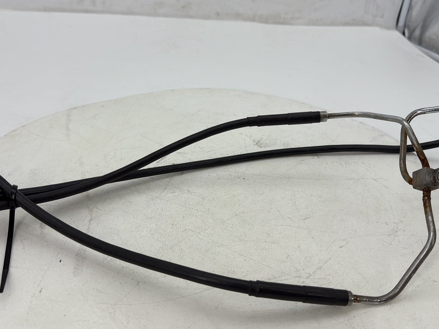 2012 Harley Dyna Fat Bob FXDF 103 OEM Front Brake Hose Line Pipe NON-abs