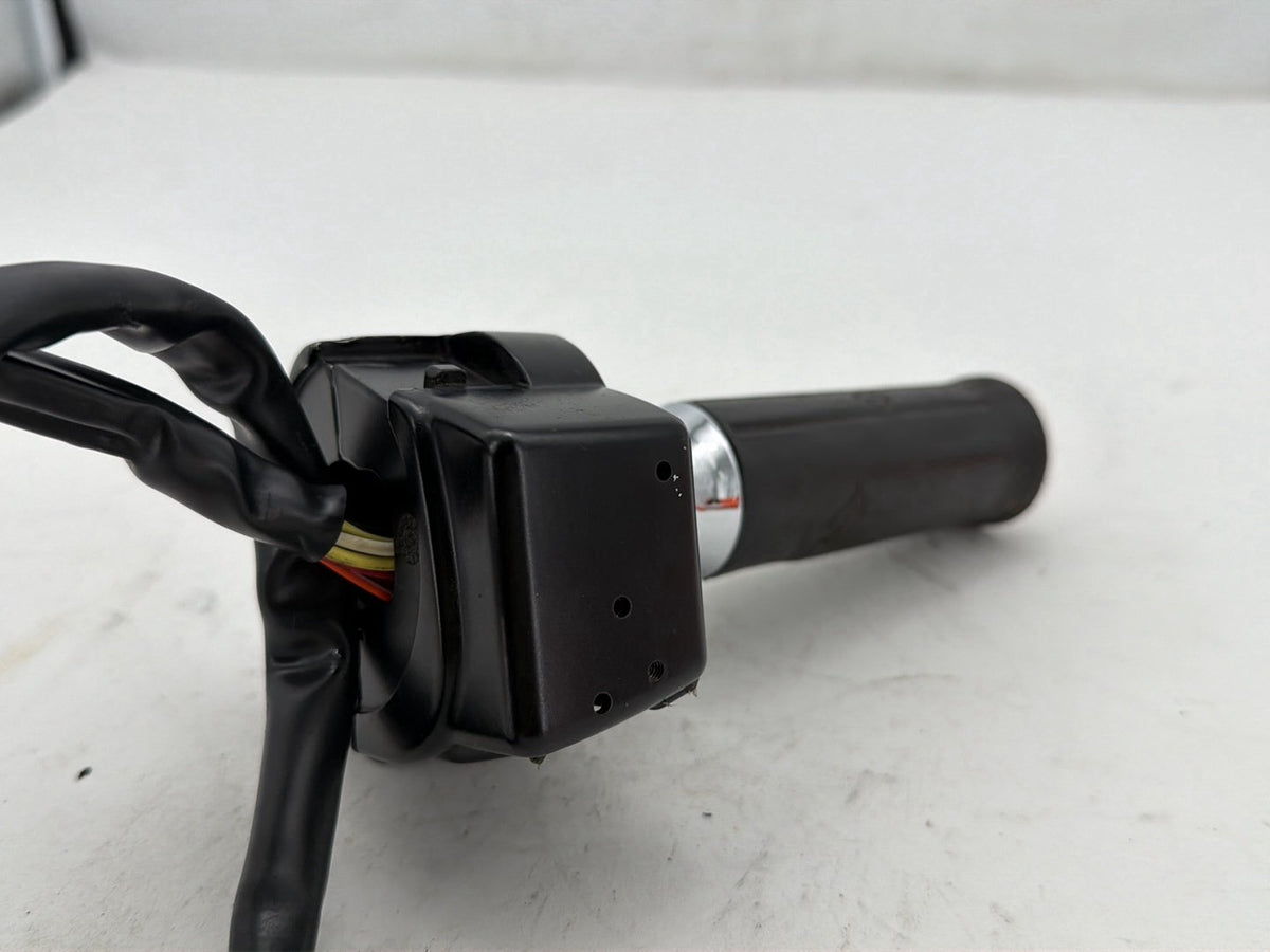 2003 Harley Road King FLHRCI OEM Left Turn Signal Headlight Switch Control