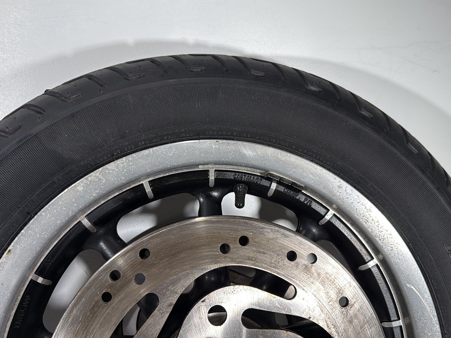 1999 - 2006 Harley-Davidson Touring Electra Glide Front & Rear Wheel Rim Tire 43493-00
