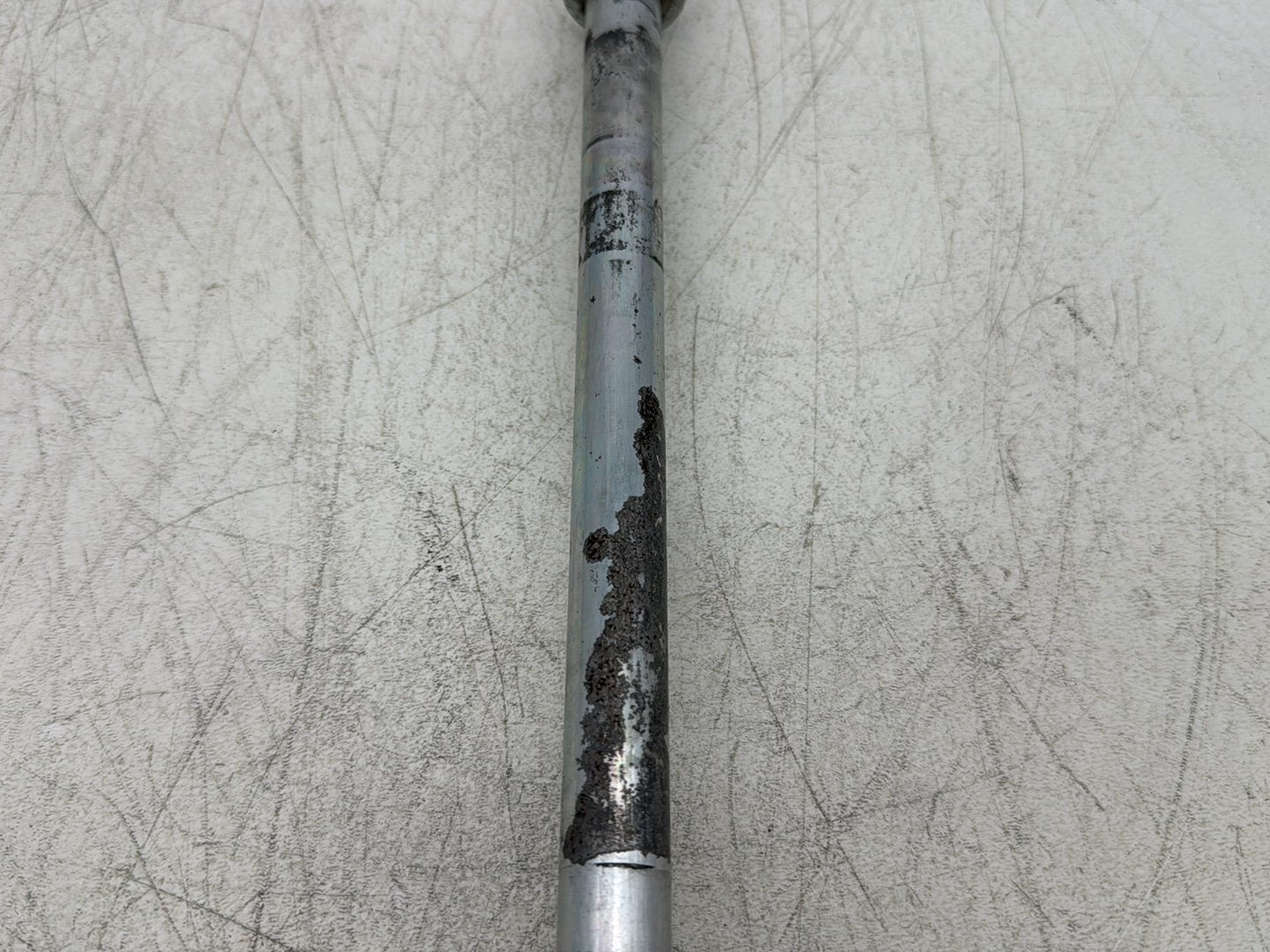 2004 Harley Dyna Super Glide FXDI OEM Rear Wheel Axle Bolt Shaft