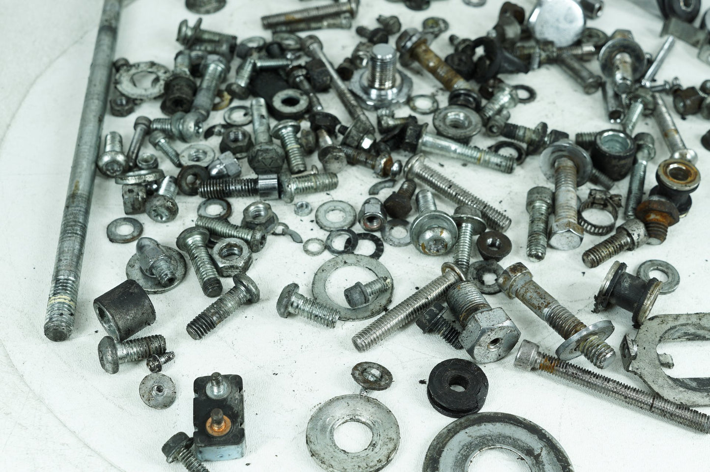 1999 - 2006 Harley-Davidson Softail Fat Boy Hardware Bolts Nuts & Brackets