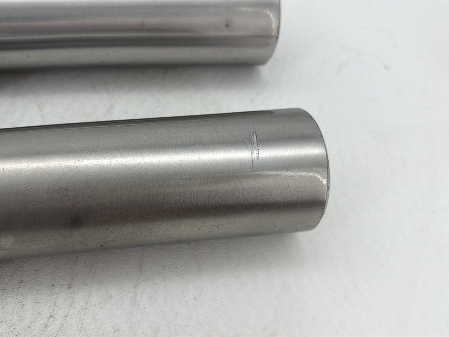 2006 Harley Electra Glide Touring FLHT OEM Front Left & Right Fork Legs Sliders