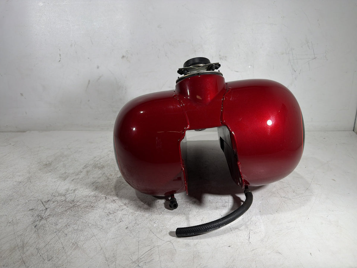 2006 Harley Electra Glide Touring Classic OEM Fuel Gas Tank Gasoline Reservoir
