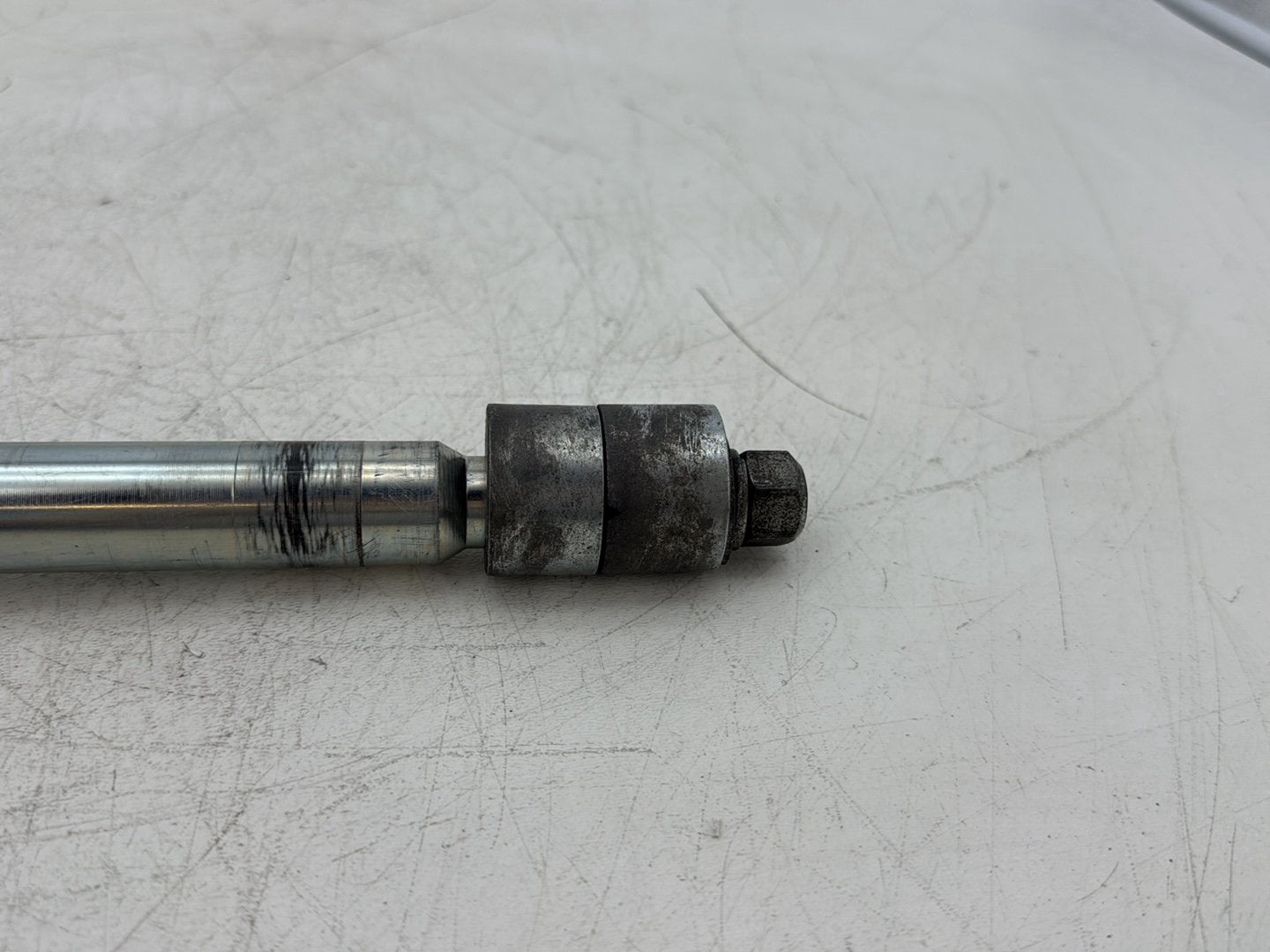 2006 Harley Electra Glide Touring Classic FLHTCI OEM Front Wheel Axle Bolt Shaft