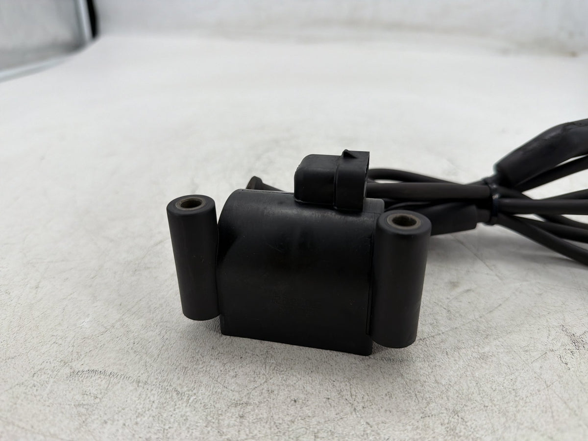 2010 Harley Street Glide Touring FLHX OEM Ignition Coil Spark Plugs Cable