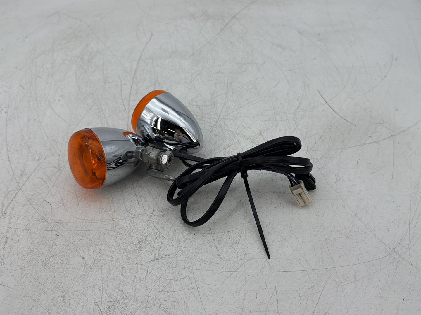 2008 Harley Dyna FXDL Low Rider Anniversary OEM Front Left Right Turn Signal Indicators