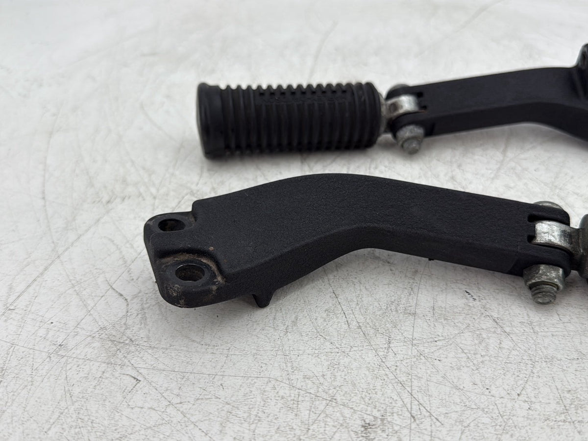 2008 Harley Dyna FXDL Low Rider Anniversary OEM Passenger Left & Right Foot Pegs