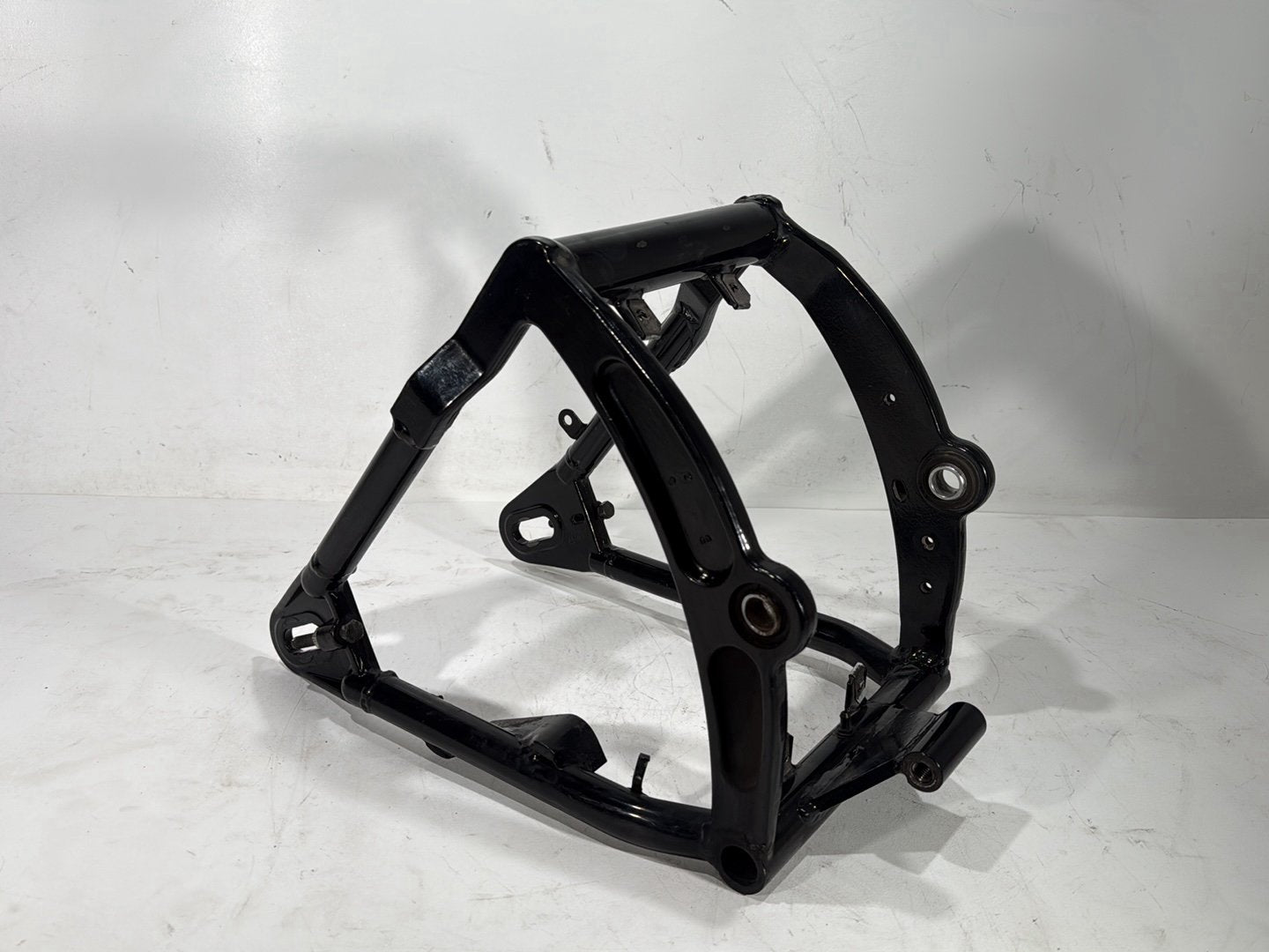1997 Harley Softail Fat Boy FLSTF OEM Rear Fork Swingarm Swing Arm 47573-89B