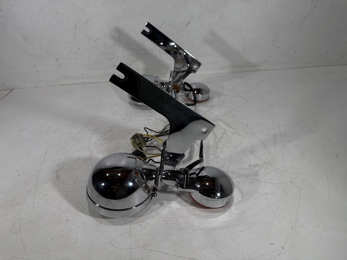 1993 Harley Electra Touring Sport OEM Front Turn Signal Indicators Aux Light Bar