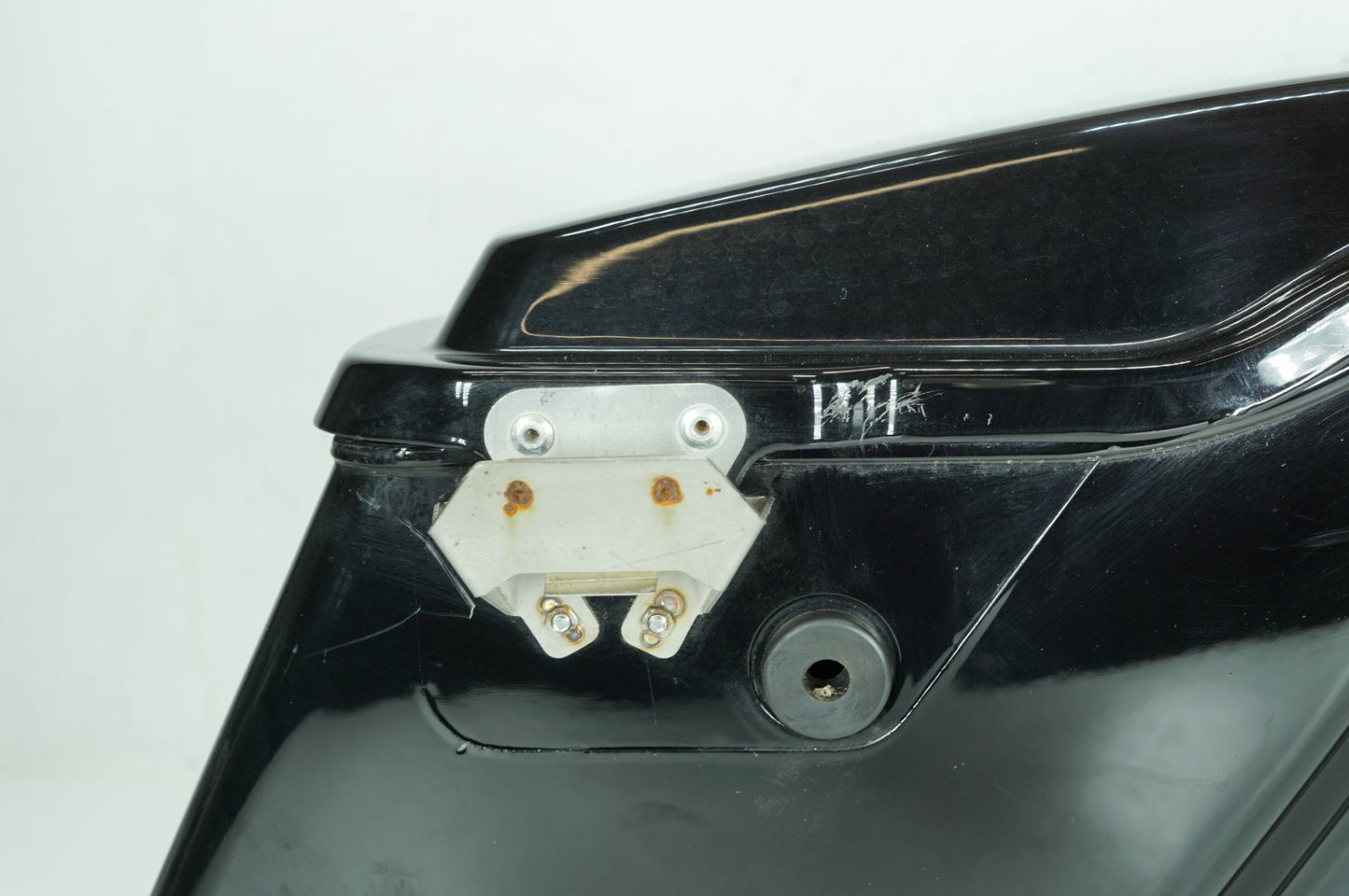 2007 - 2012 Harley-Davidson Touring Electra Glide Left 1 Saddlebag Luggage NO Key 90753-93