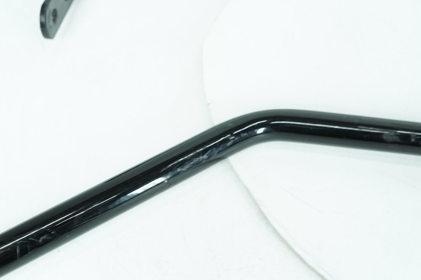 1999 - 2006 Harley-Davidson Softail Deluxe Rear Left Right Saddlebag Guard Rails Bar 90847-94A