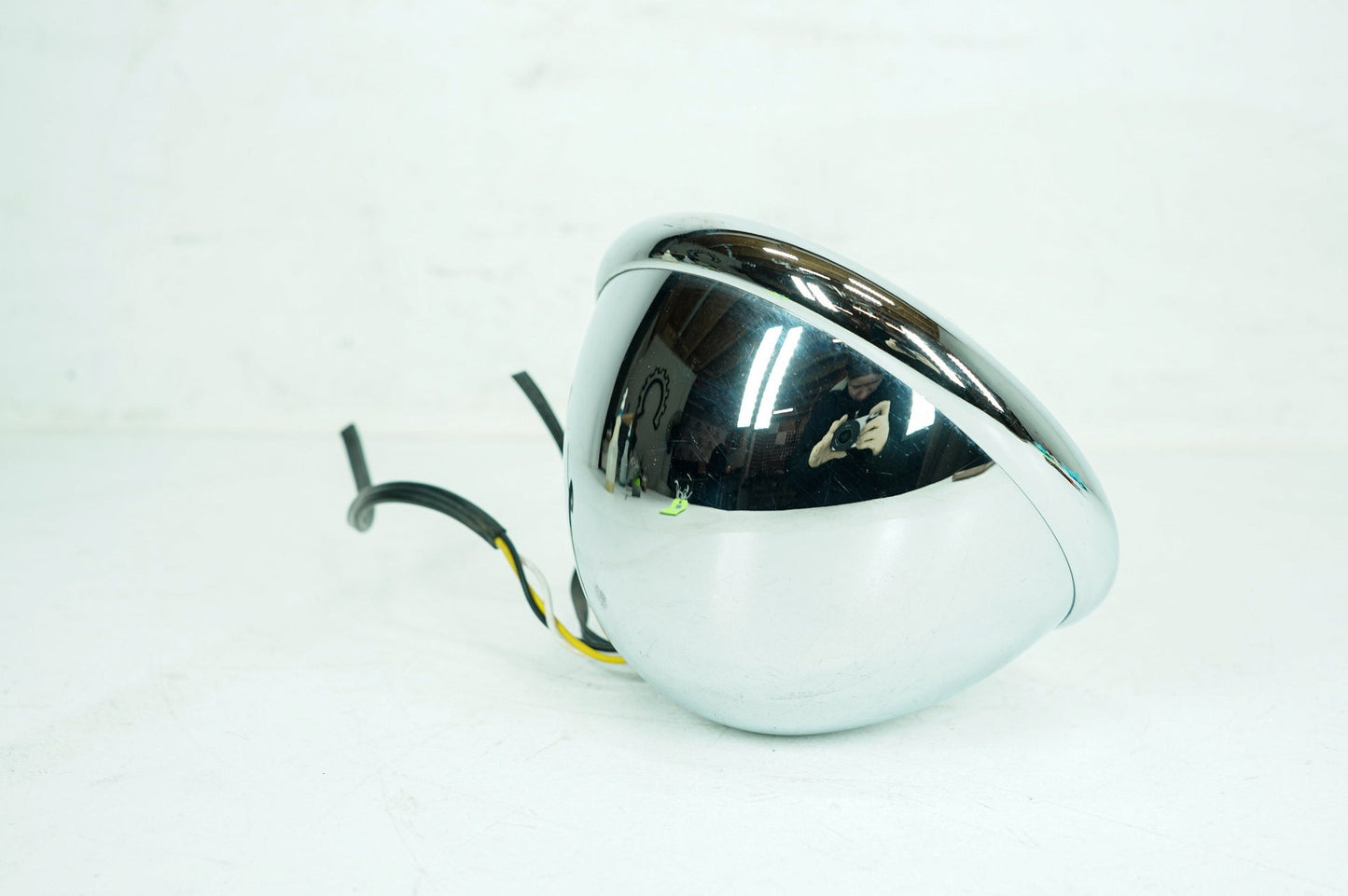 1999 - 2006 Harley-Davidson Dyna Wide Glide Headlight Headlamp Head Lamp Light LED 67698-81D