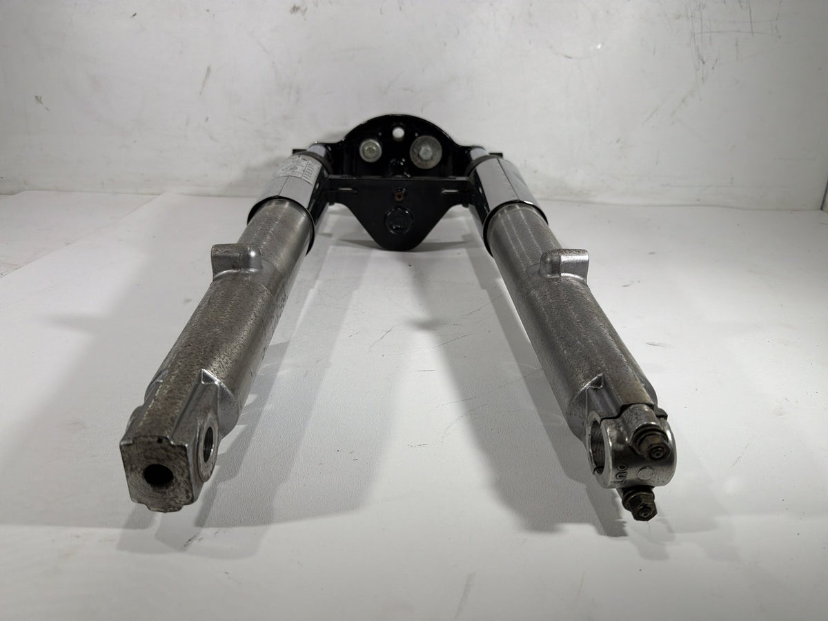 04 Harley Electra Touring Ultra Front Triple Tree Set & LH RH Fork Legs Sliders