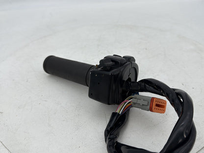 1999 - 2006 Harley-Davidson Touring Electra Glide Ultra Left Turn Signal Headlight Switches Controls 71685-06A