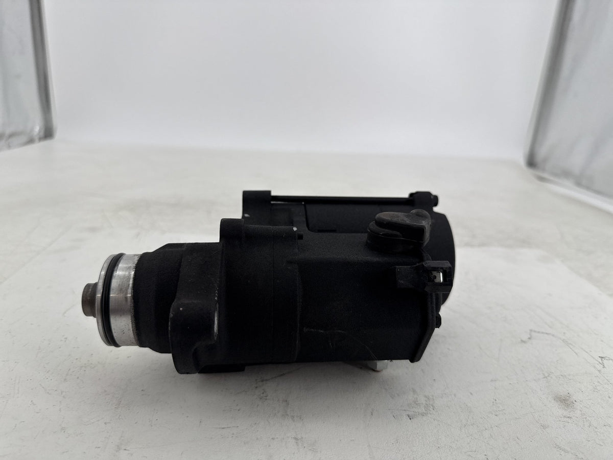 2013 Harley Street Glide Touring FLHX OEM Engine Starter Motor 31618-06A 12V