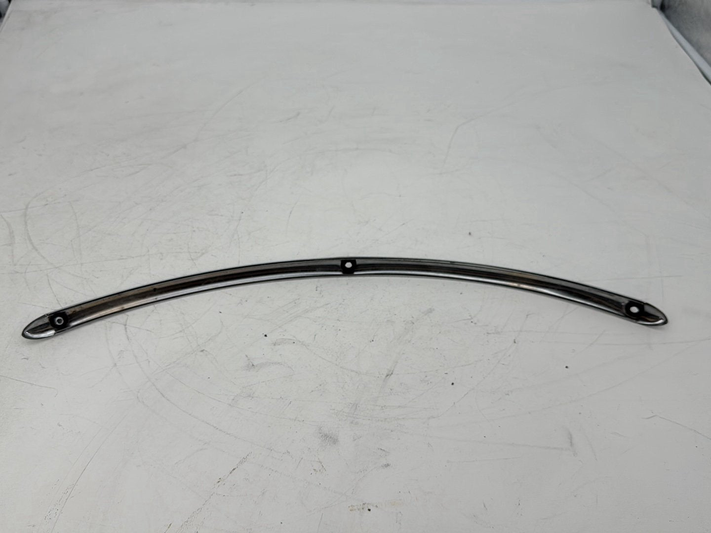 1999 - 2006 Harley-Davidson Touring Electra Glide Classic Front Windshield Mount Trim Strip 58247-96