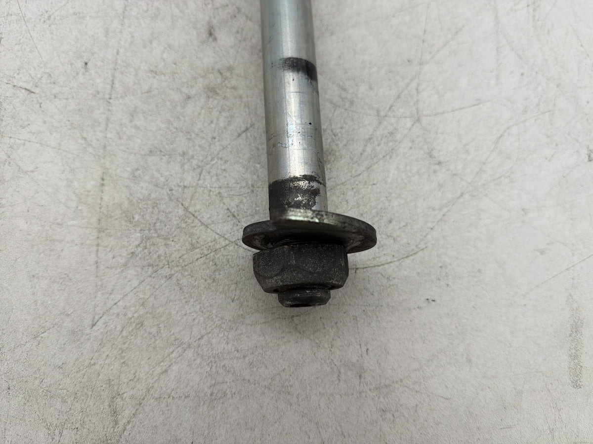 2015 Harley Electra Glide Touring Ultra OEM Rear Wheel Axle Bolt Shaft 43000002