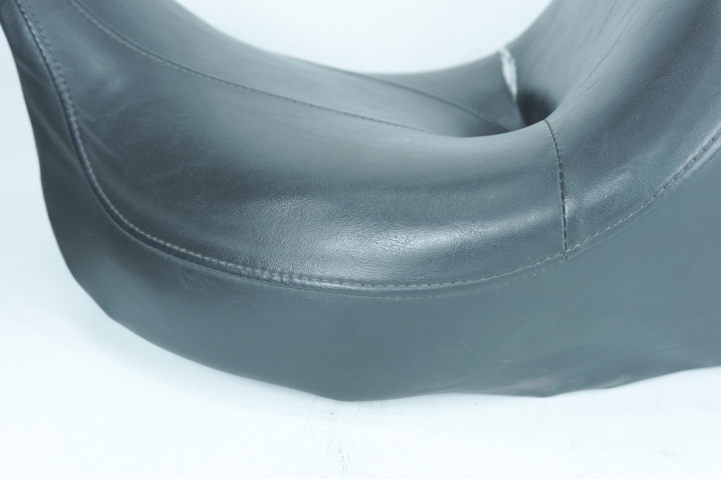 2007 - 2012 Harley-Davidson Touring Electra Glide Classic Passenger Rider Driver Seat Saddle   52164-08