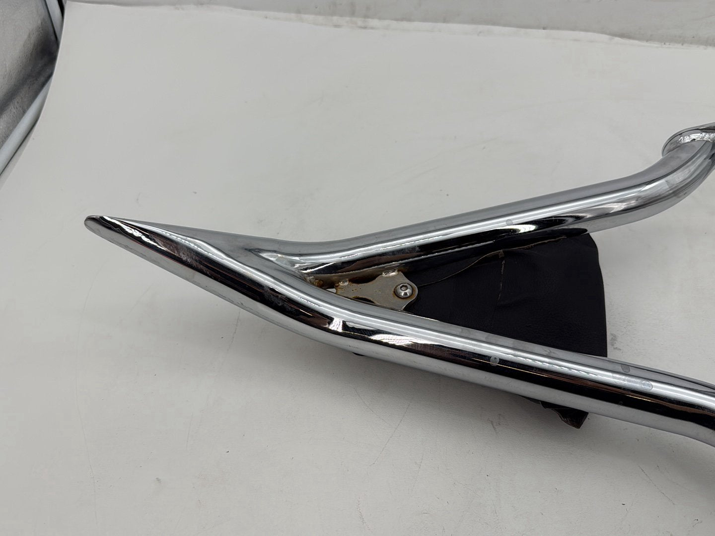 2013 Harley Street Glide Touring FLHX OEM Rear Sissy Bar w/ Backrest Cushion Pad