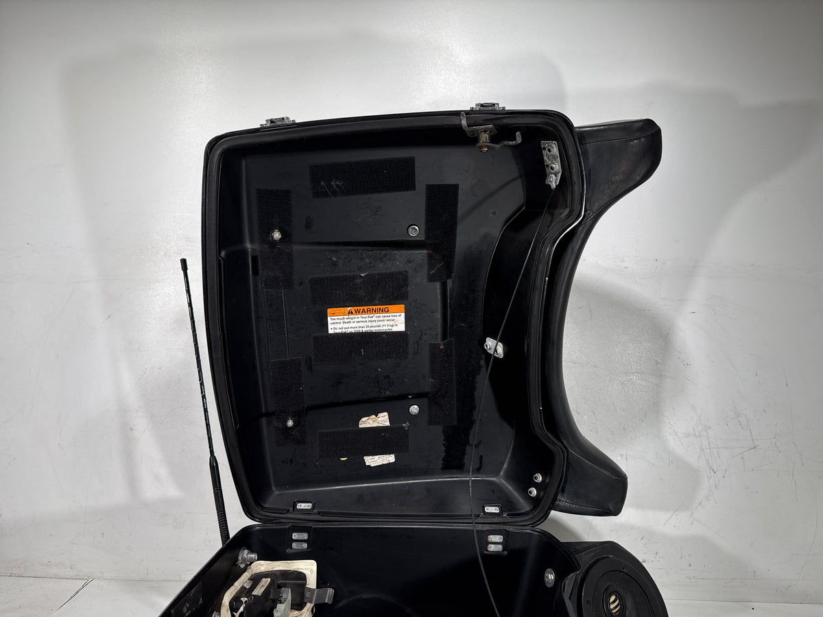 2012 Harley Electra Glide Touring Ultra OEM Pass Backrest Tour Pak Luggage NOKey