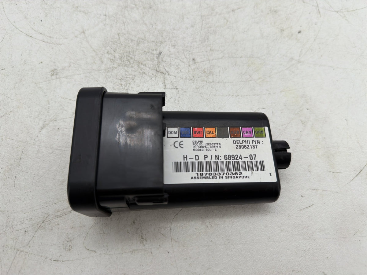 2009 Harley Street Glide Touring FLHX OEM Turn Signal Security Module TSSM