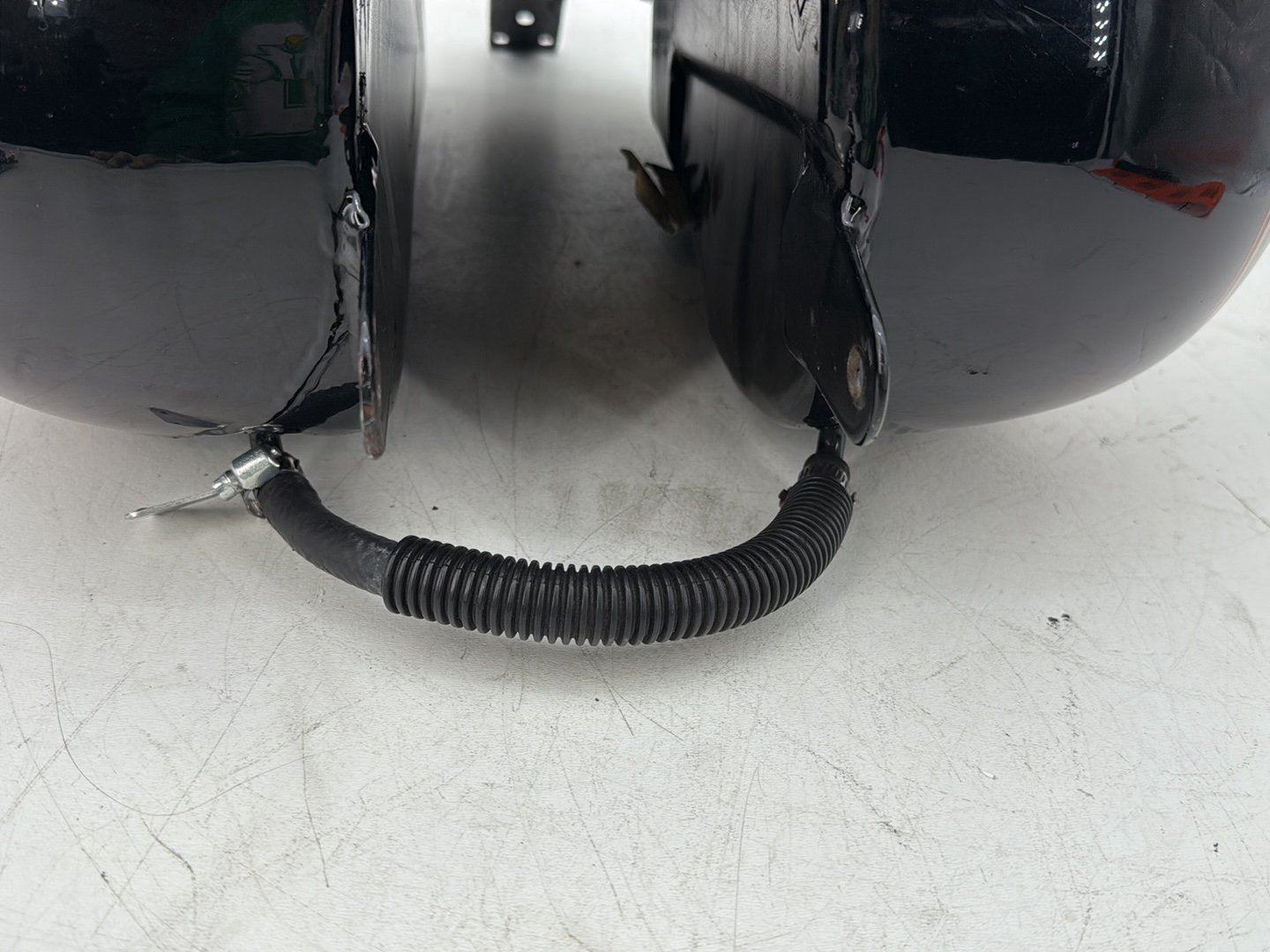 1995 Harley Touring FLHTCI Electra Glide Classic OEM Fuel Gas Tank Gasoline Reservoir
