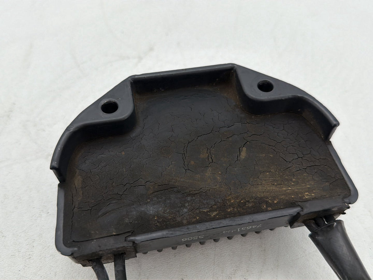 2007 Harley Dyna Street Bob FXDBI OEM Voltage Regulator Rectifier