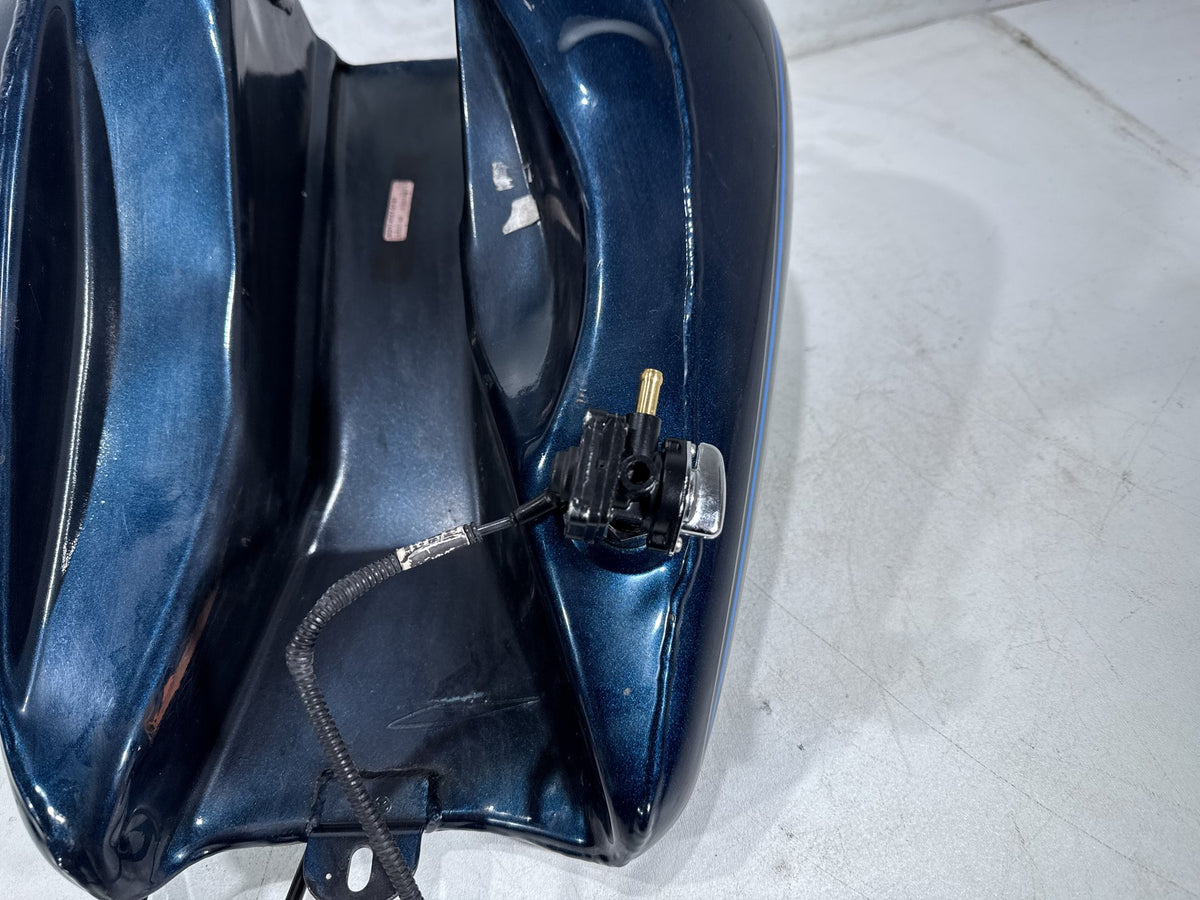 2002 Harley Electra Glide Touring Classic OEM Fuel Gas Tank Gasoline Reservoir
