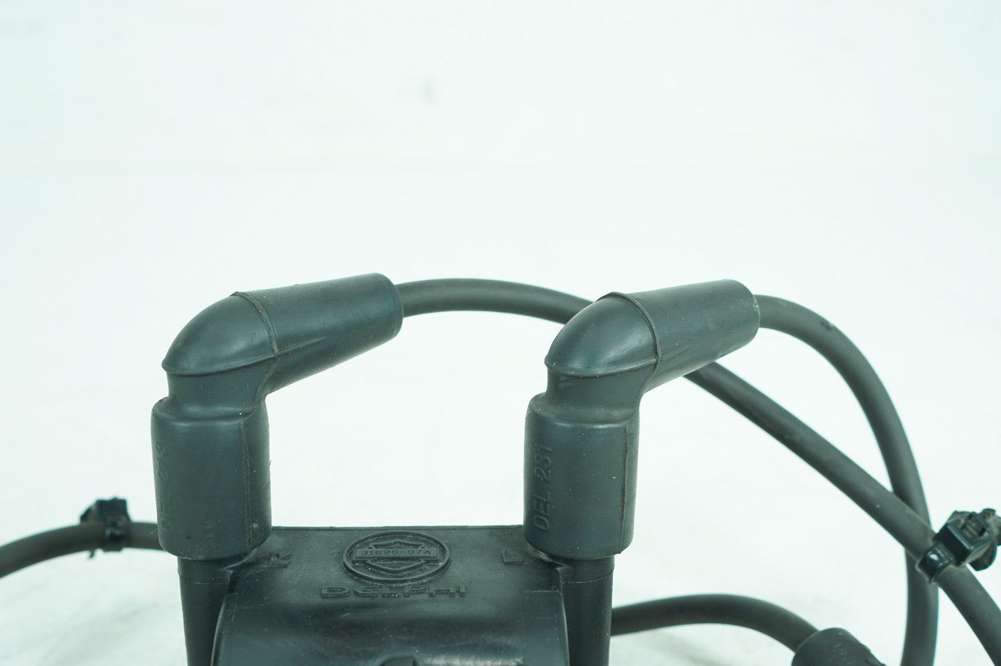 2007 - 2012 Harley-Davidson Touring Electra Glide Ultra Ignition Coil Spark Plugs Cable 31696-07A