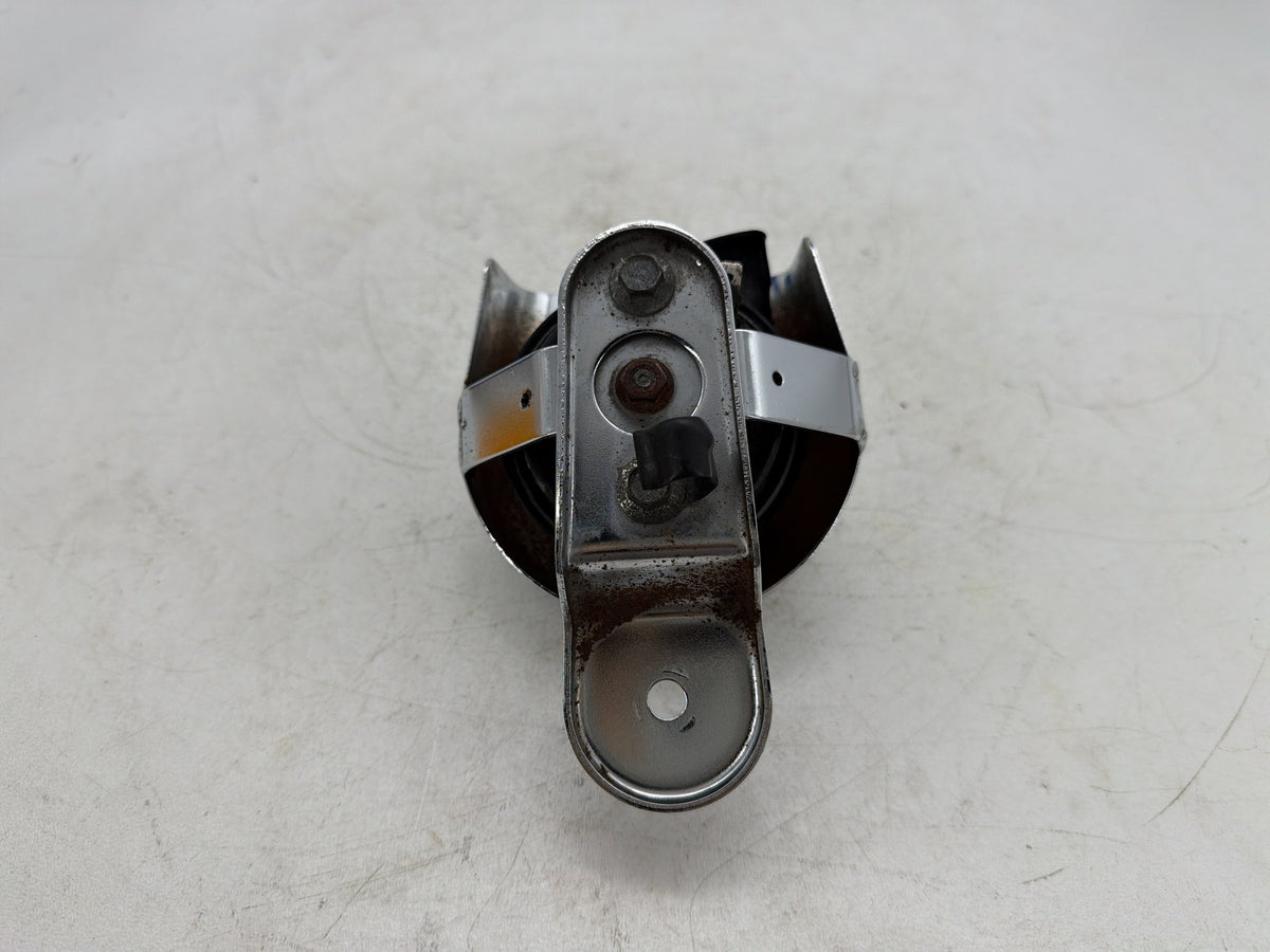 2004 Harley Electra Glide Touring Ultra OEM Horn Signal Klaxon Chrome Cover