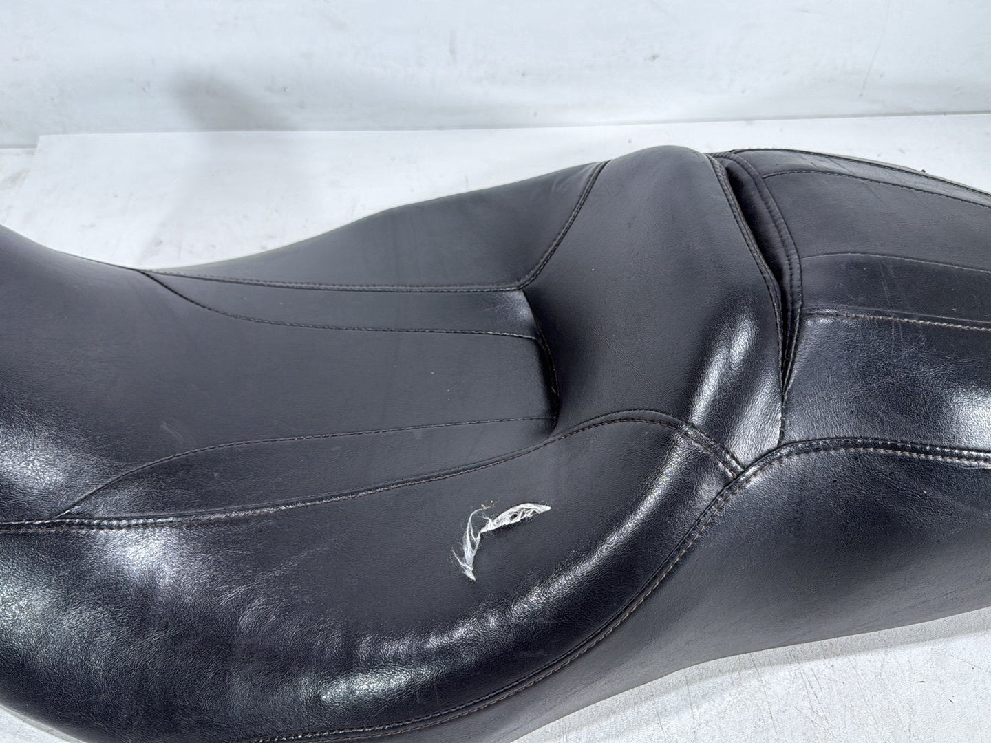 2015 Harley Road Glide Touring FLTRXS OEM Passenger Rider Driver Seat Saddle