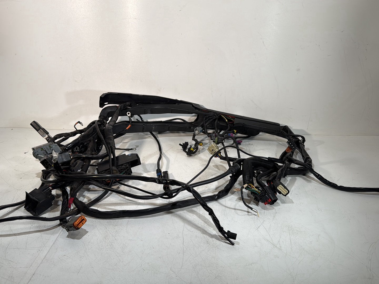 2007 - 2012 Harley-Davidson Touring Electra Glide Ultra Main Wire Wiring Harness Loom 71000-07