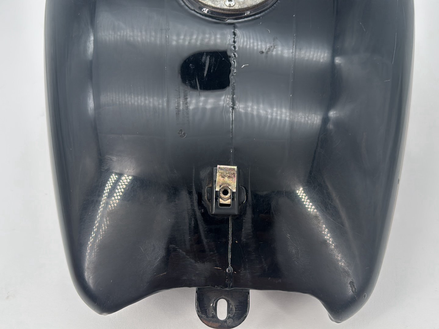 1999 - 2006 Harley-Davidson Touring Electra Glide Classic Fuel Gas Tank Gasoline Reservoir 61356-00