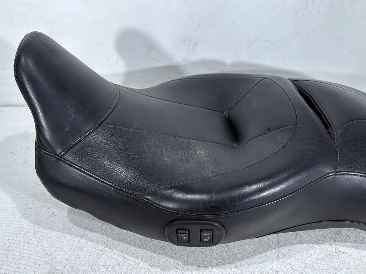 2010 Harley Electra Glide Touring Ultra OEM Passenger Rider Driver Seat Saddle