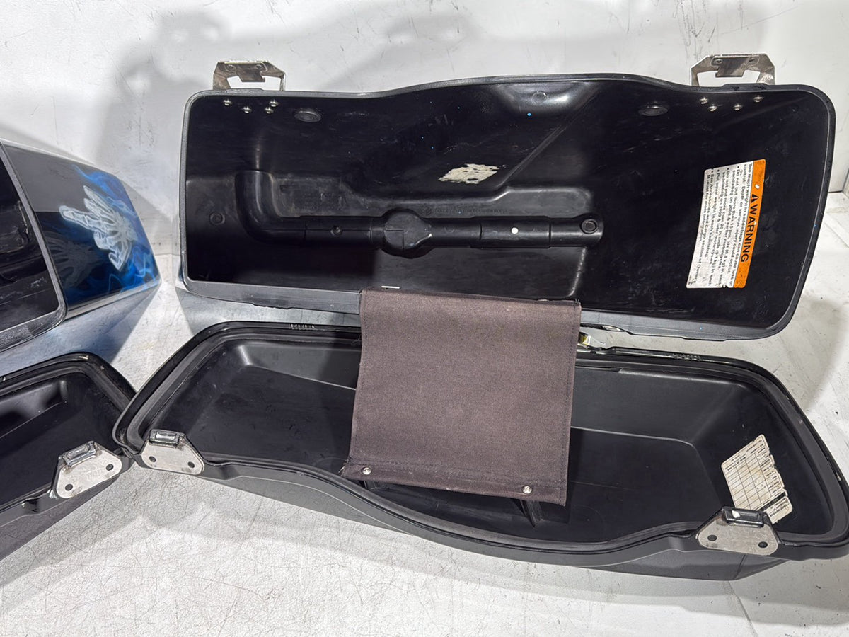 2005 Harley Road King Touring Police OEM Left Right Saddlebags Luggage NOKey