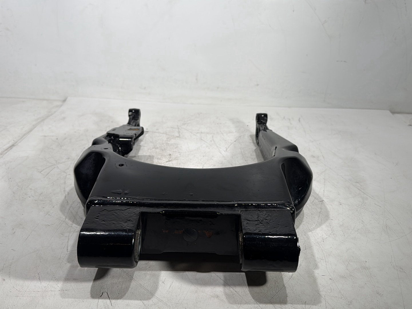 2011 Harley Street Glide Touring FLHX OEM Rear Fork Swingarm Swing Arm