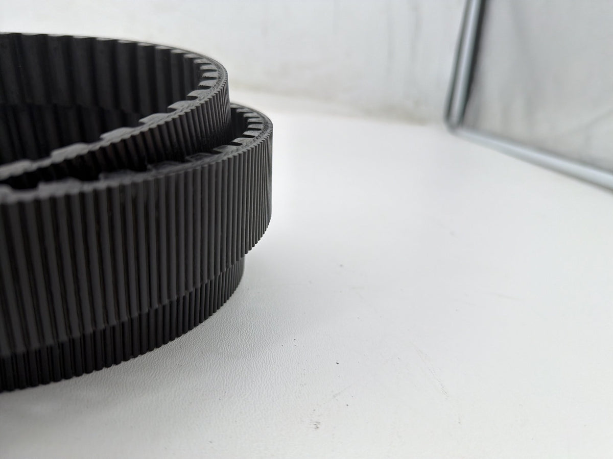 1995 Harley Electra Glide Touring Classic OEM Rear Drive Belt 40001-85 136T 1.5"