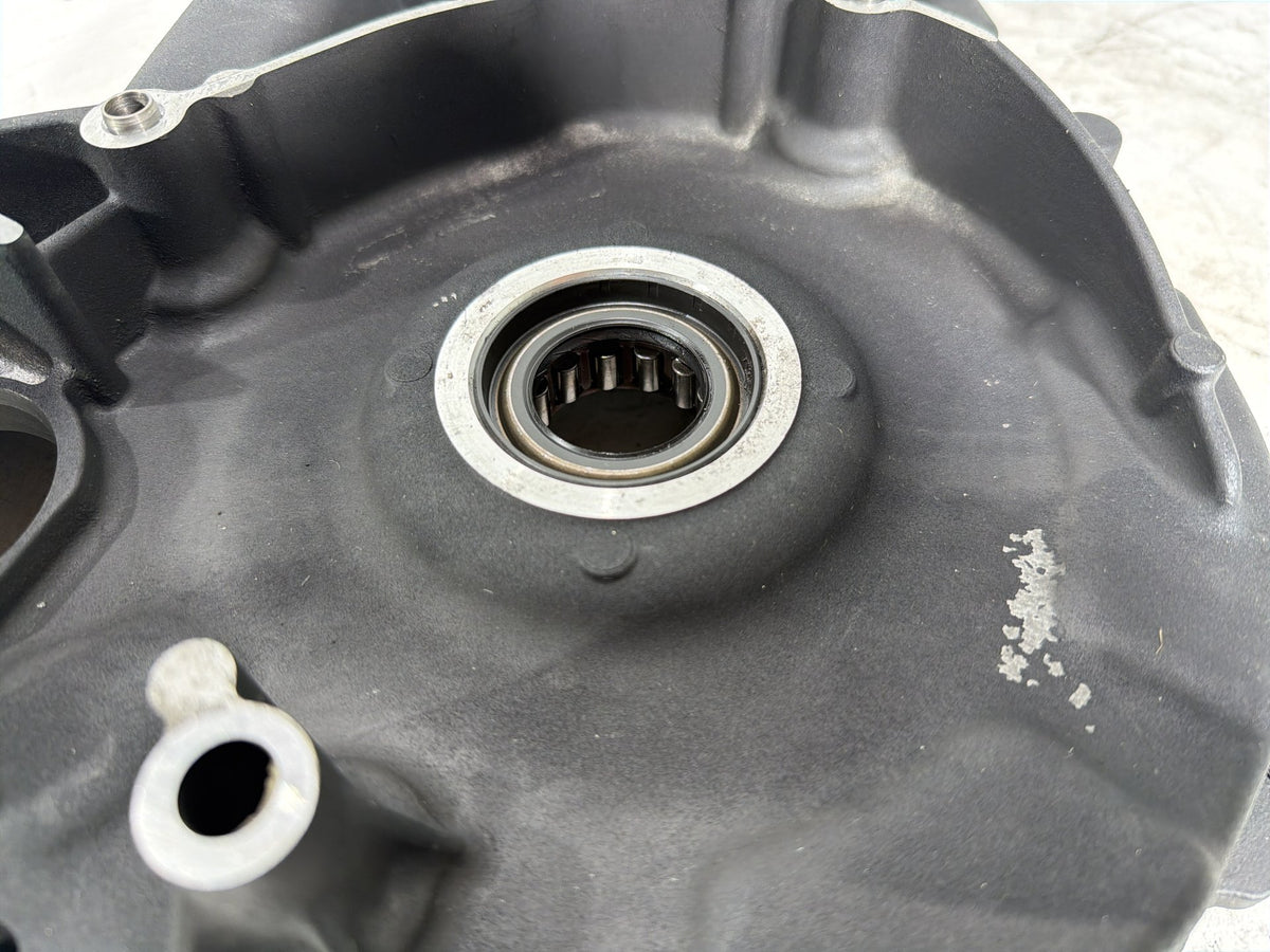 2009 Harley Street Glide Touring FLHX OEM Inner Primary Clutch Cover
