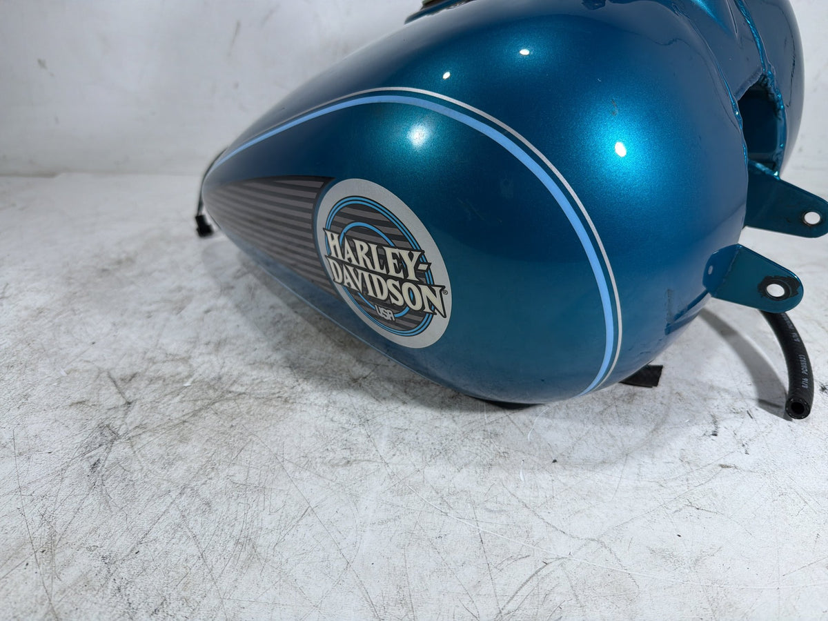 95 Harley Electra Glide Touring OEM Fuel Gas Tank Gasoline Reservoir & fuel pump