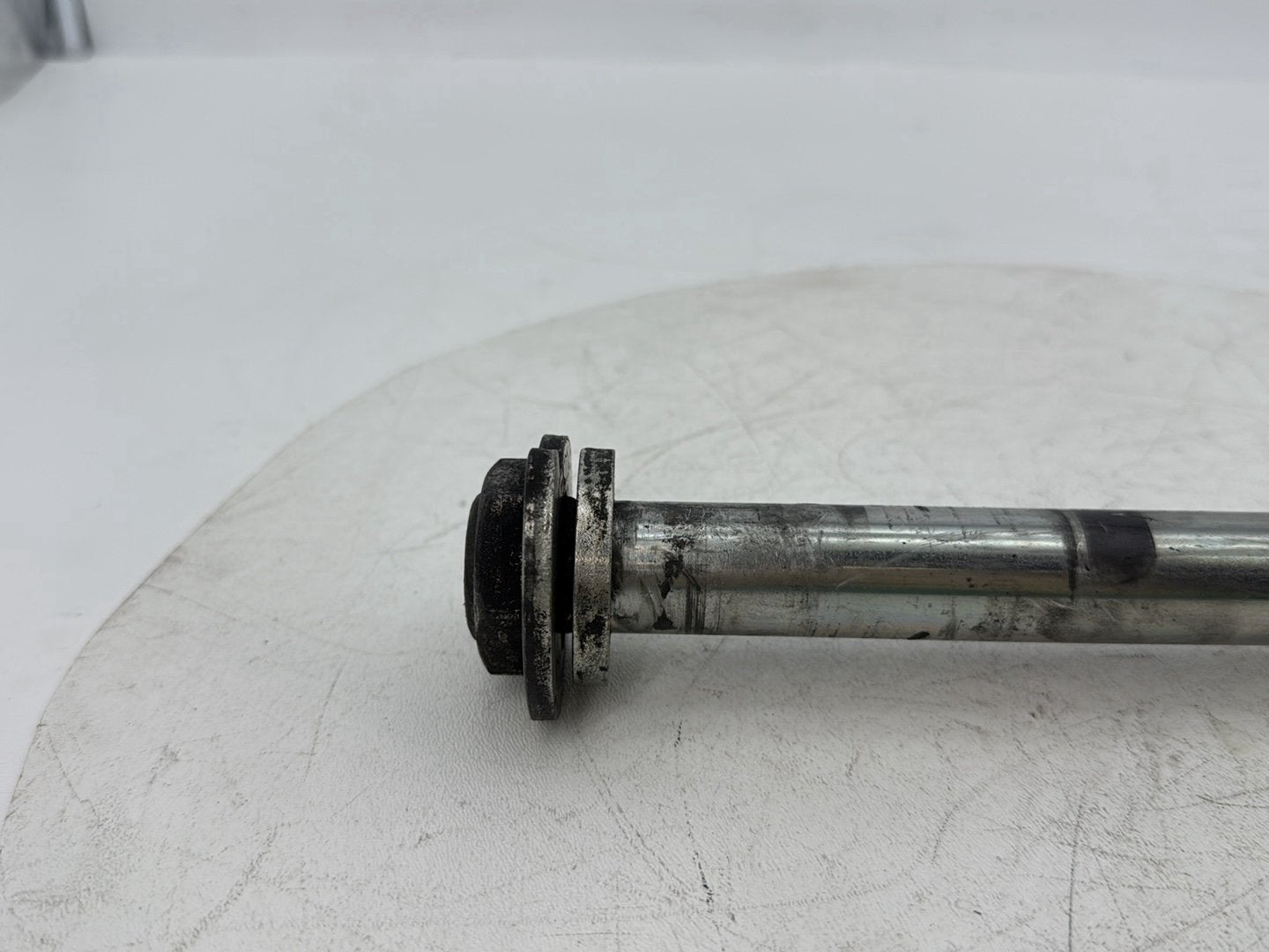 2007 - 2016 Harley-Davidson Touring Electra Glide Ultra Rear Wheel Axle Bolt Shaft